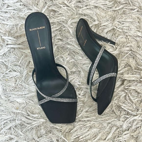NWOB Black Suede Studio Crystal Embossed High Heel Sandals in Black Sz 40 US 10 - Picture 6 of 11